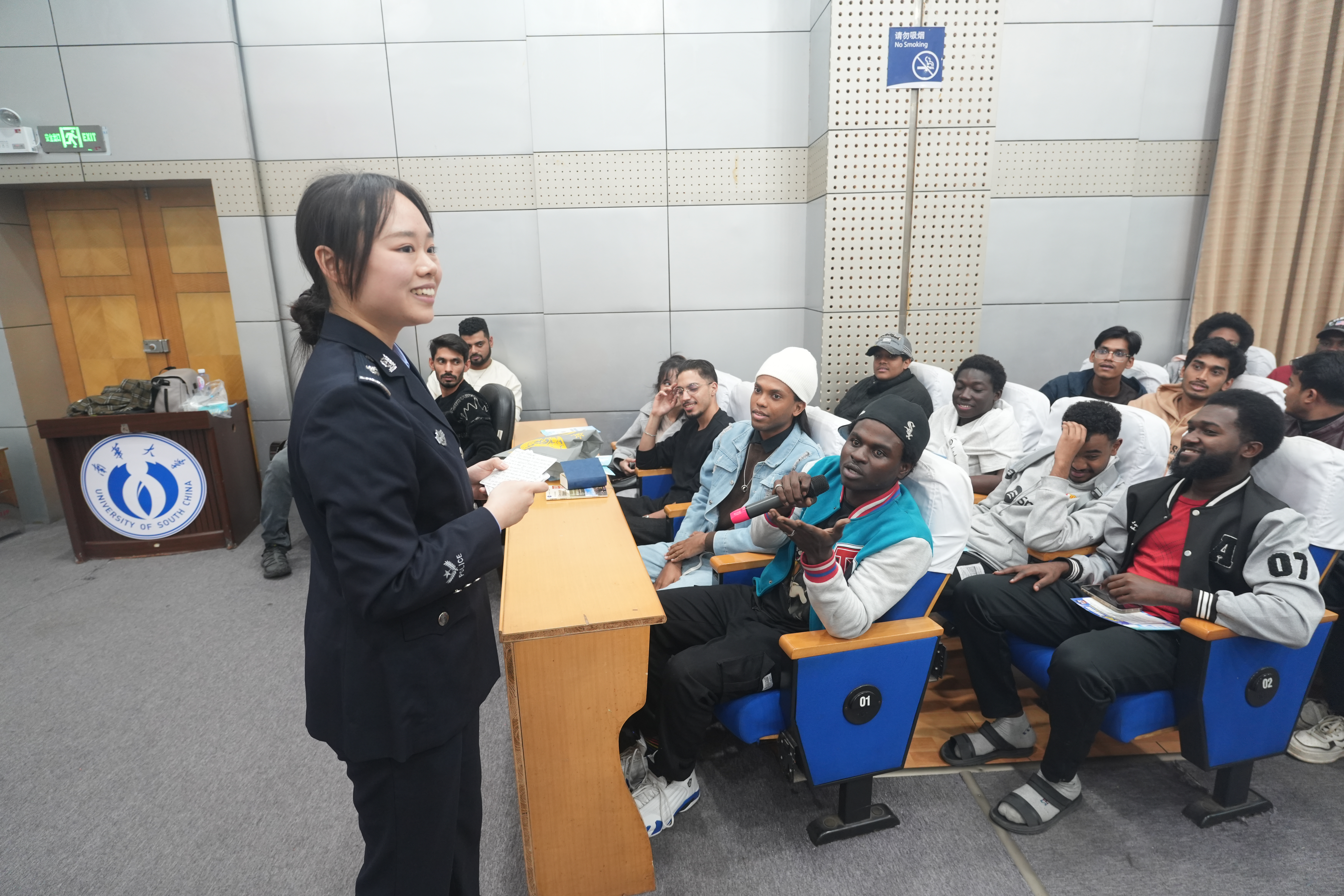 72020A3DA9031AED3DDC313C1A59B8F0